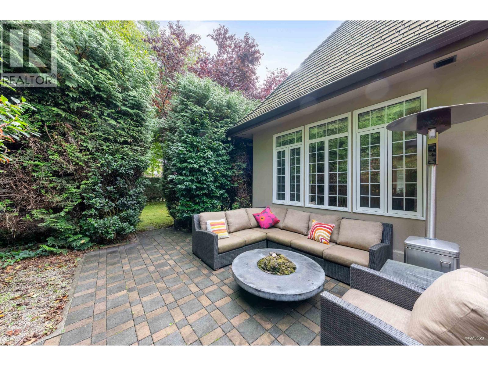 8530 Anglers Place, Vancouver, British Columbia  V6P 6P1 - Photo 30 - R3173125