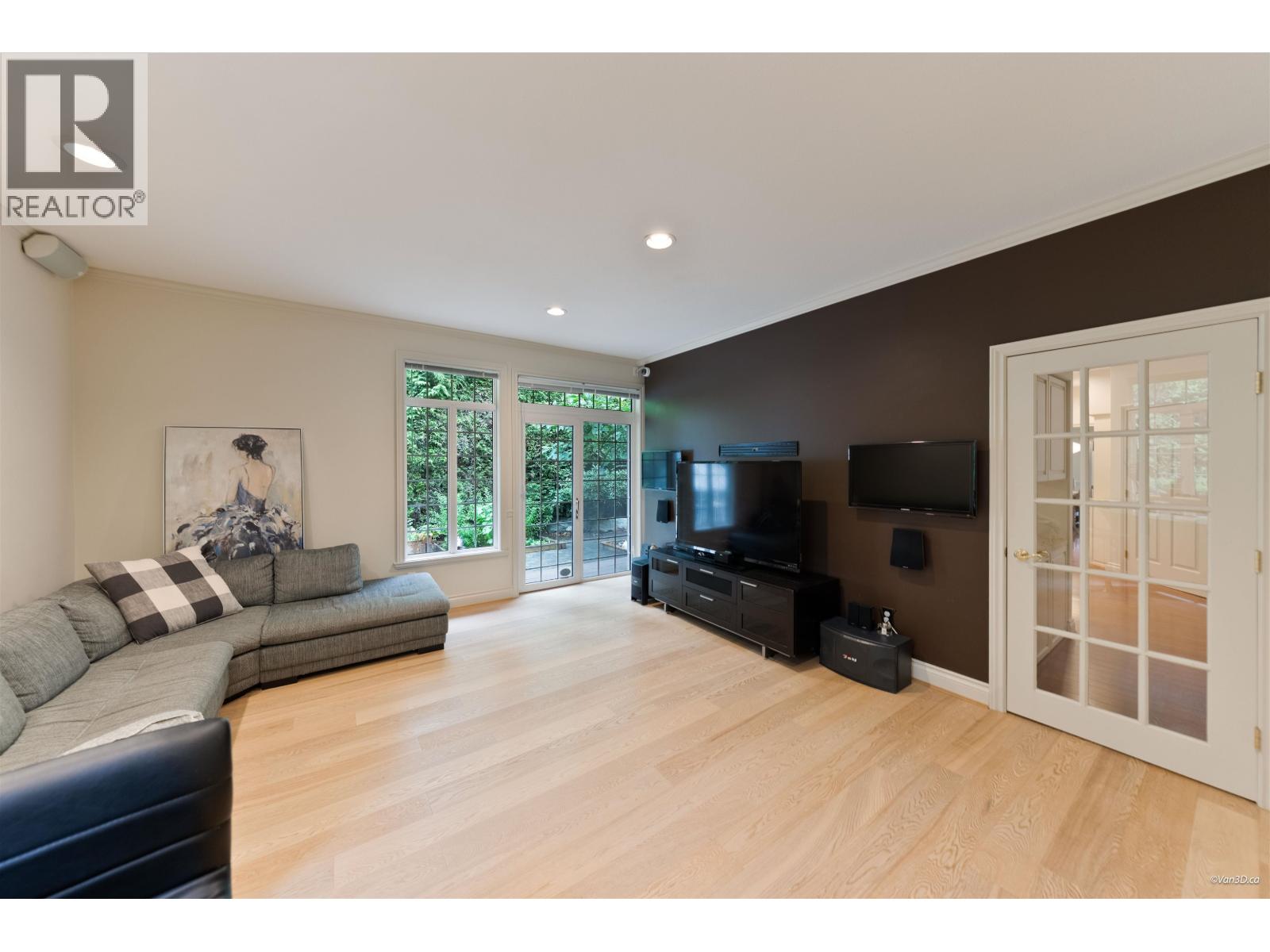 8530 Anglers Place, Vancouver, British Columbia  V6P 6P1 - Photo 13 - R3173125