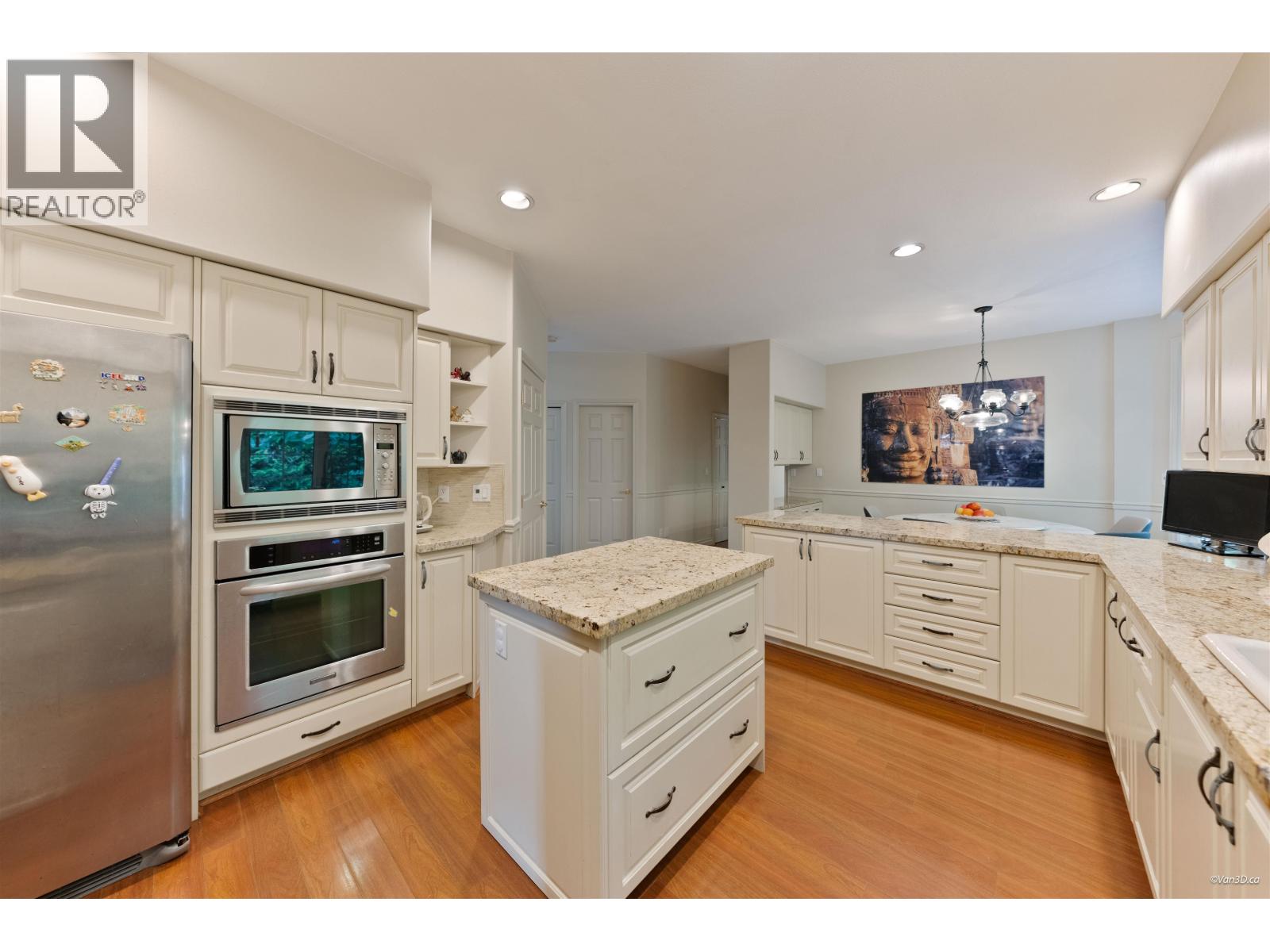 8530 Anglers Place, Vancouver, British Columbia  V6P 6P1 - Photo 8 - R3173125