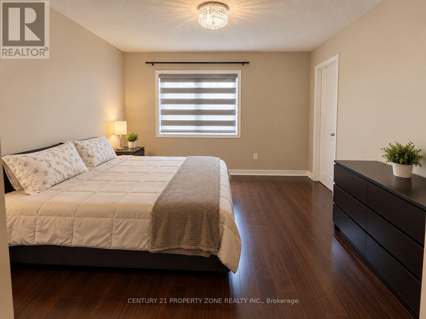 19 Signature Lane, Brampton, Ontario  L7A 0T2 - Photo 7 - W13873334