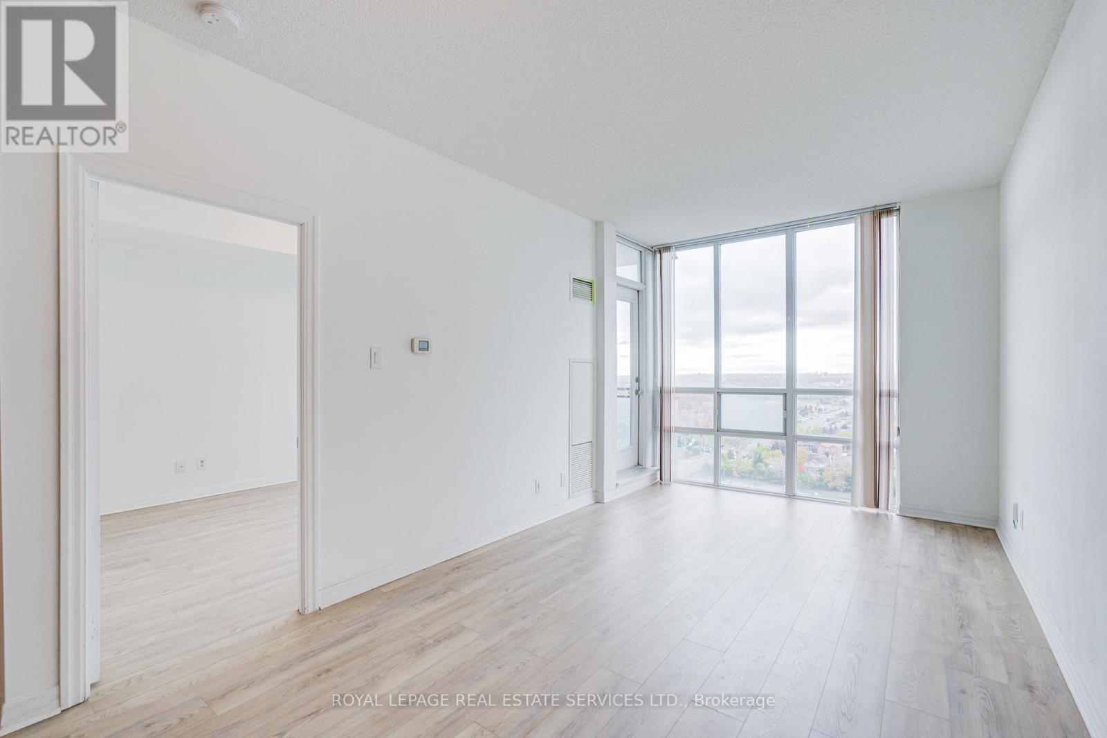 2708 - 3515 Kariya Drive, Mississauga, Ontario  L5B 0C1 - Photo 12 - W13873132