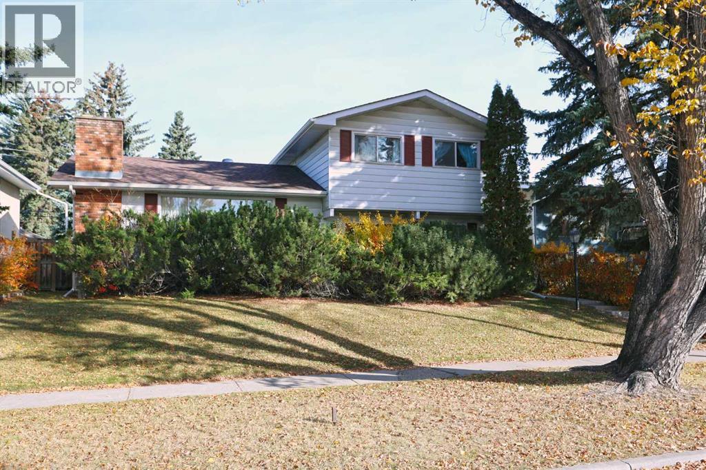 4116 40 Avenue NW, Calgary, Alberta  T3A 0X1 - Photo 1 - A2346688