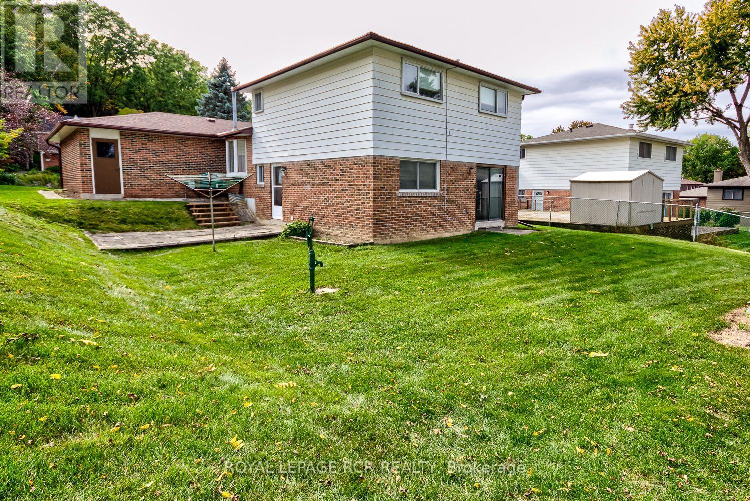 115 Meadowvale Court, Caledon (Bolton East), Ontario  L7E 3H3 - Photo 29 - W13873808