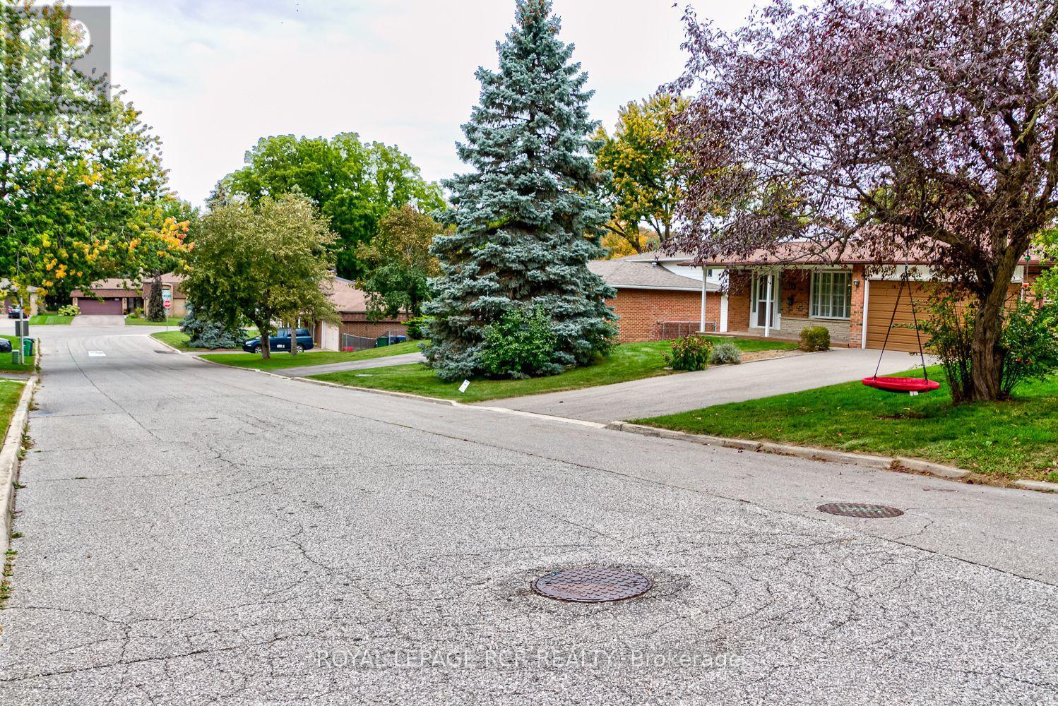 115 Meadowvale Court, Caledon (Bolton East), Ontario  L7E 3H3 - Photo 32 - W13873808