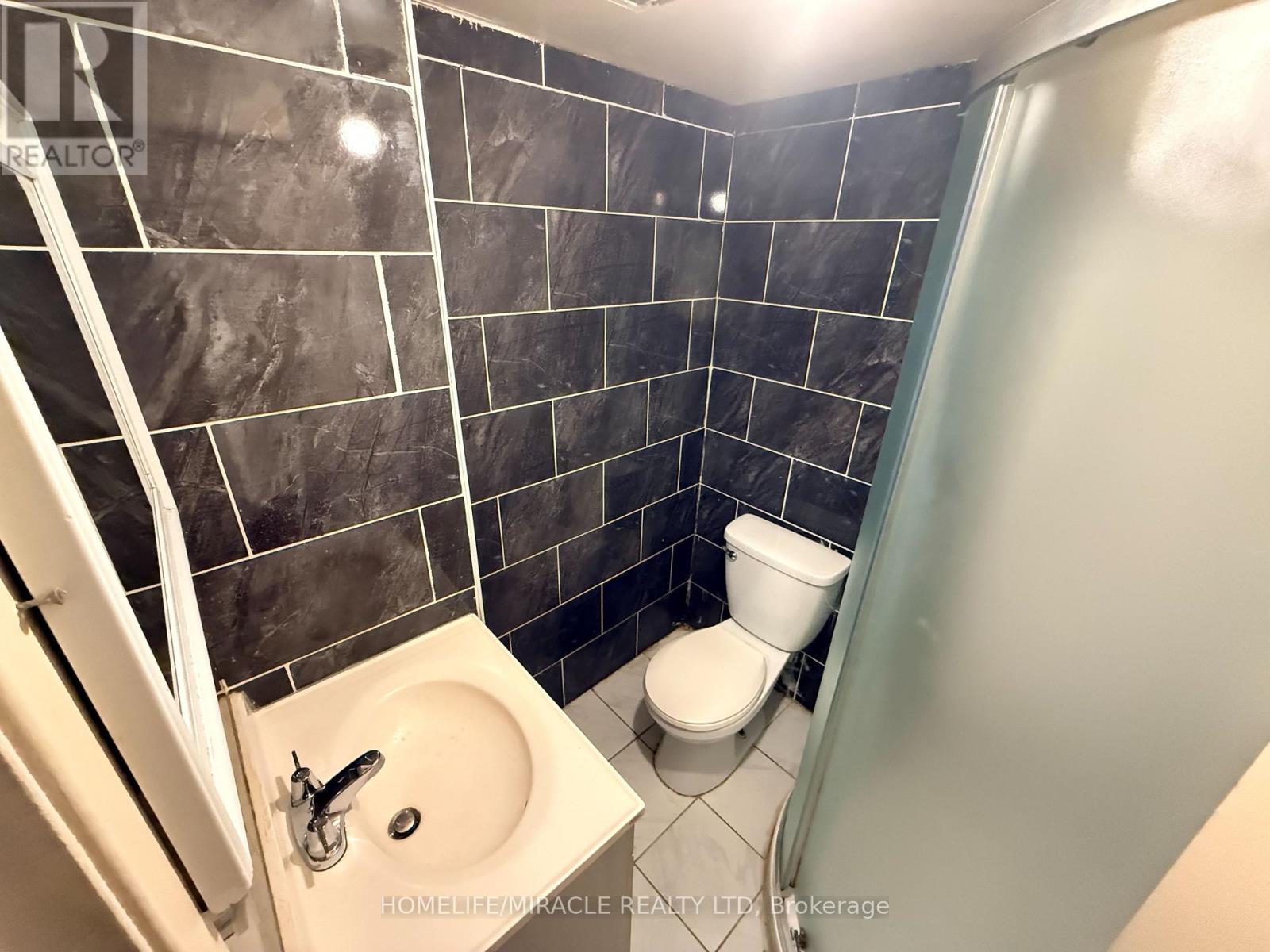 1 Hudson Drive, Brampton, Ontario  L6Y 2N6 - Photo 19 - W13873978