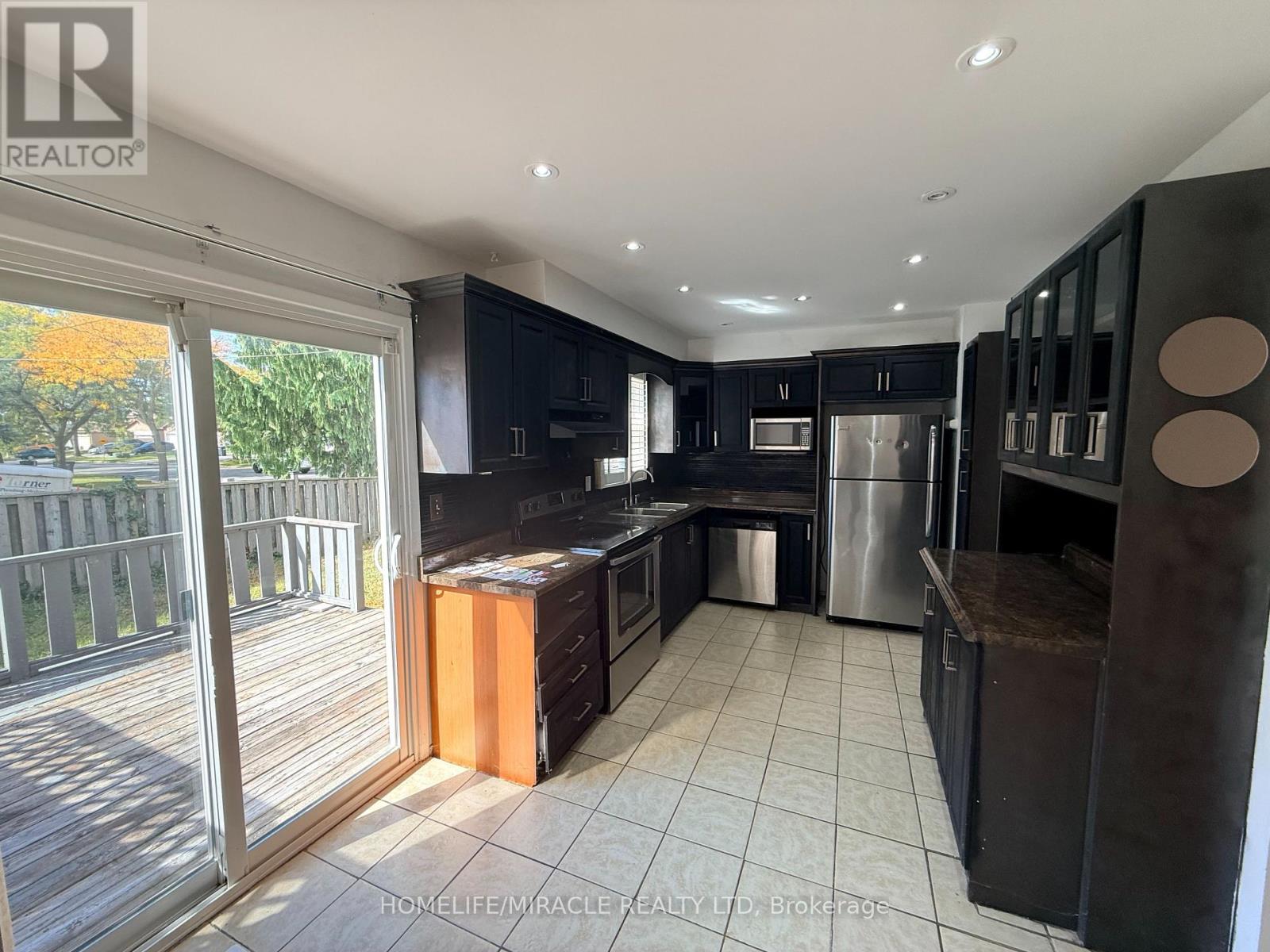 1 Hudson Drive, Brampton, Ontario  L6Y 2N6 - Photo 8 - W13873978