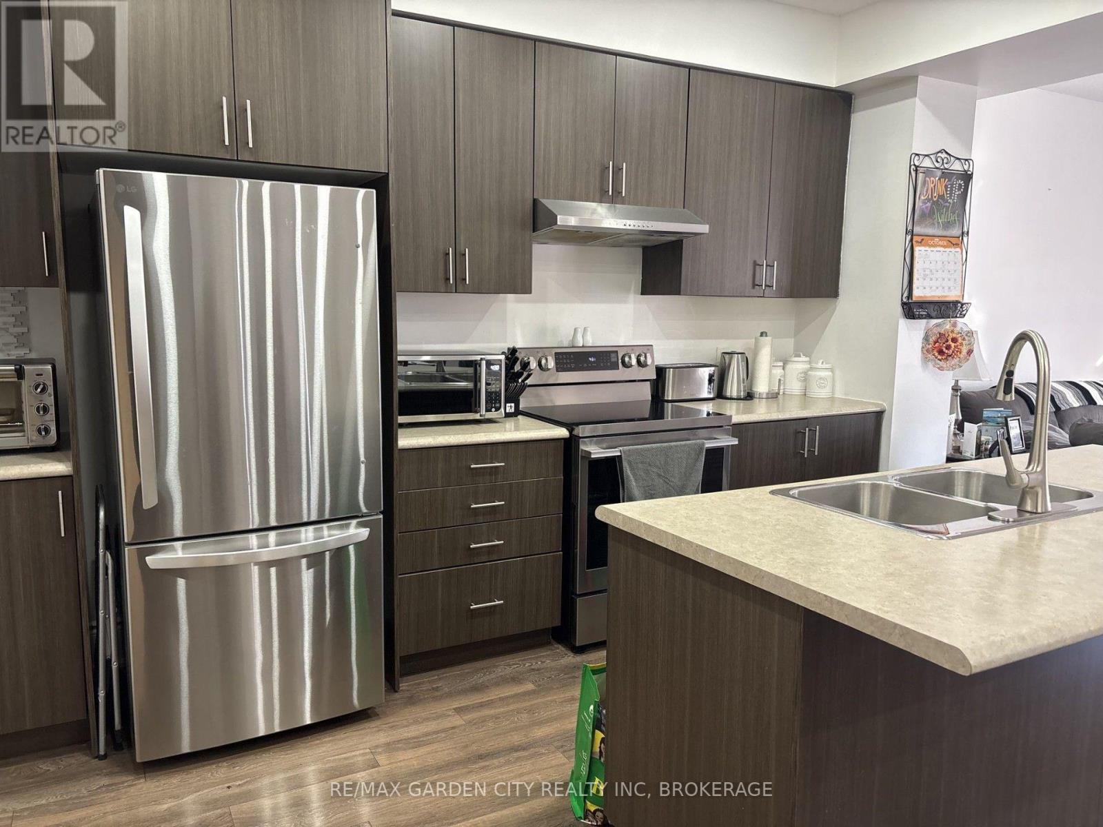 39 Sunset Way, Thorold, Ontario  L2V 0C7 - Photo 3 - X13872726
