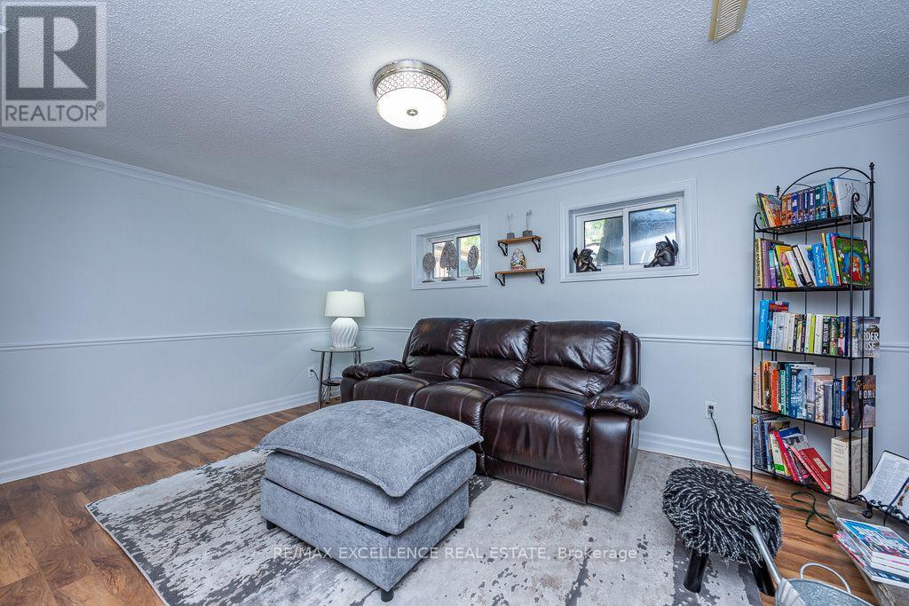 41 Trewartha Crescent, Brampton, Ontario  L6Z 1X3 - Photo 31 - W13873850