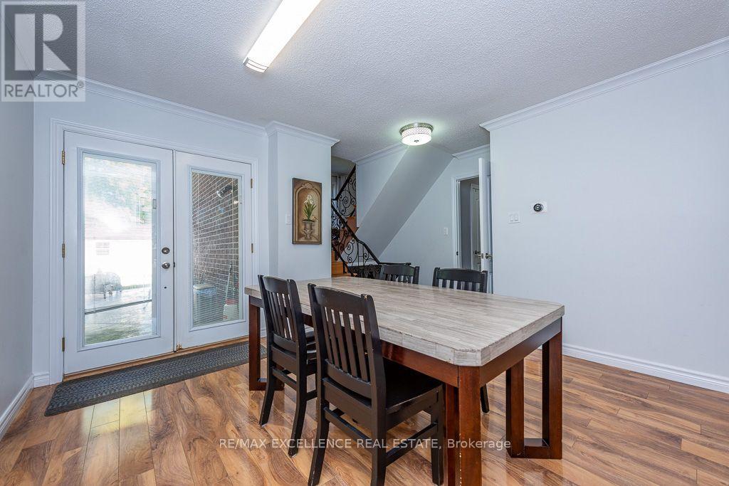 41 Trewartha Crescent, Brampton, Ontario  L6Z 1X3 - Photo 6 - W13873850
