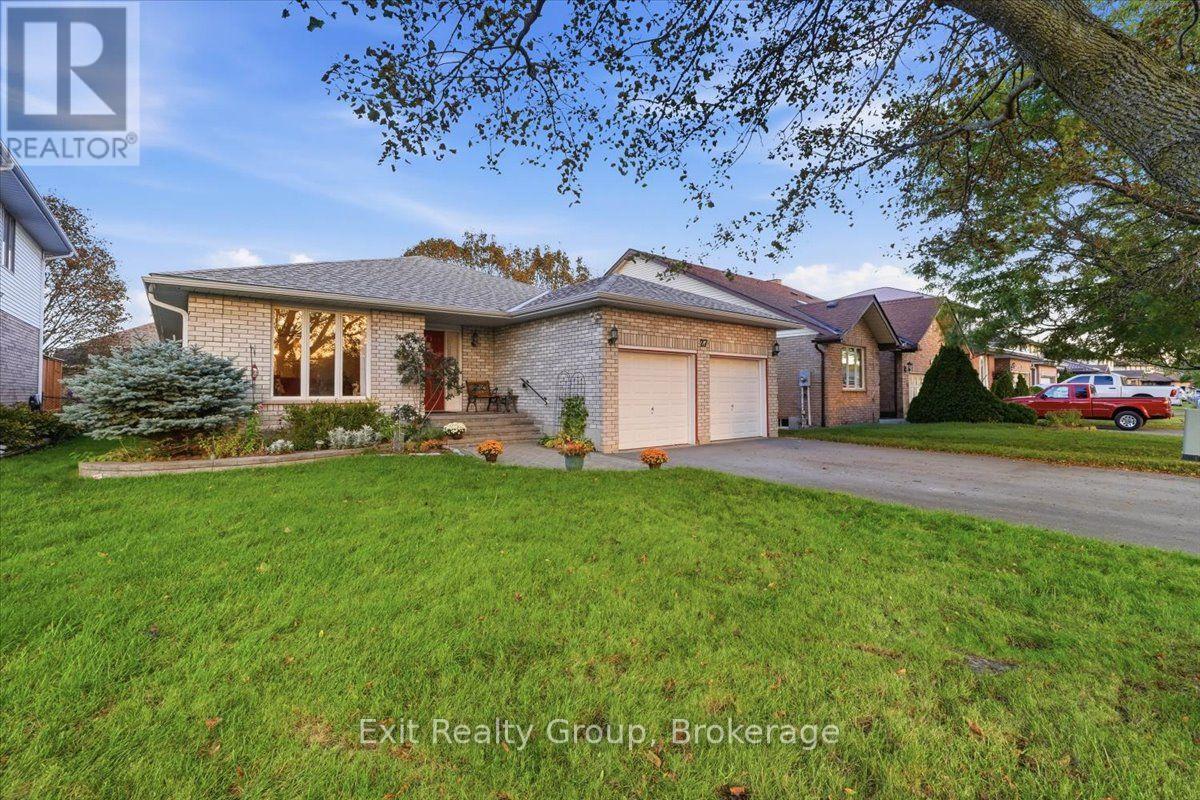 27 Dungannon Drive, Belleville, Ontario  K8P 5E7 - Photo 2 - X13873996