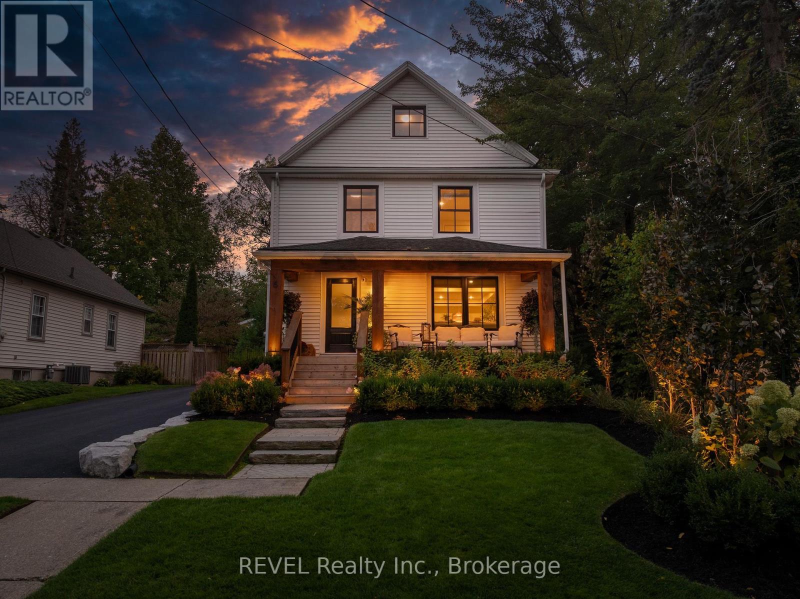 6 Elm Avenue, Pelham, Ontario  L0S 1E3 - Photo 3 - X13874010
