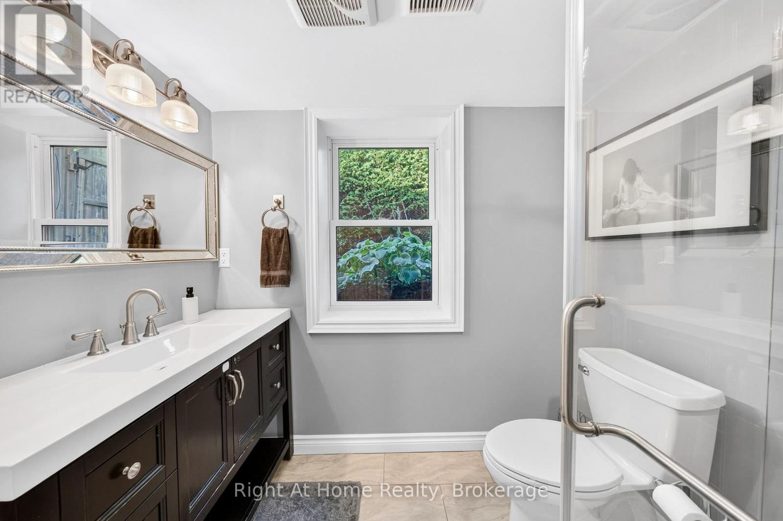23 Laurendale Avenue, Hamilton, Ontario  L0R 2H3 - Photo 26 - X13874008