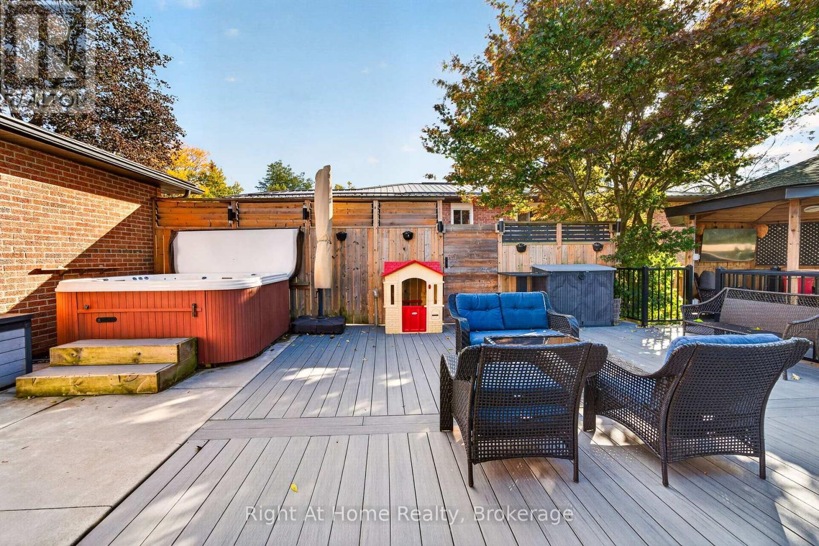 23 Laurendale Avenue, Hamilton, Ontario  L0R 2H3 - Photo 31 - X13874008