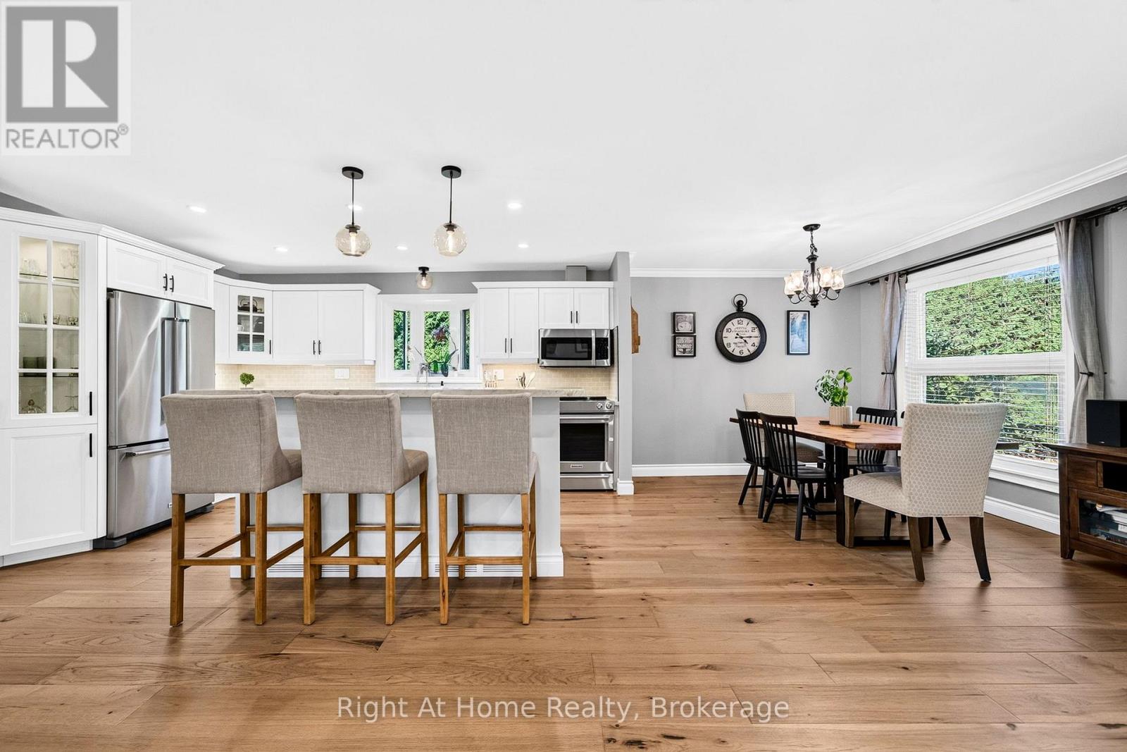 23 Laurendale Avenue, Hamilton, Ontario  L0R 2H3 - Photo 5 - X13874008