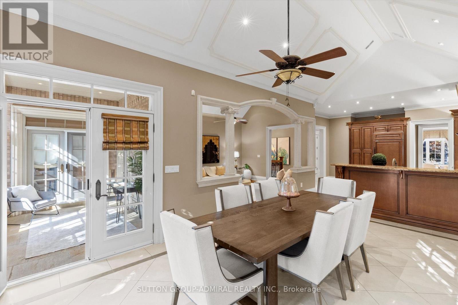 155 Cooks Mill Crescent, Vaughan (Patterson), Ontario  L6A 0L1 - Photo 9 - N13873994