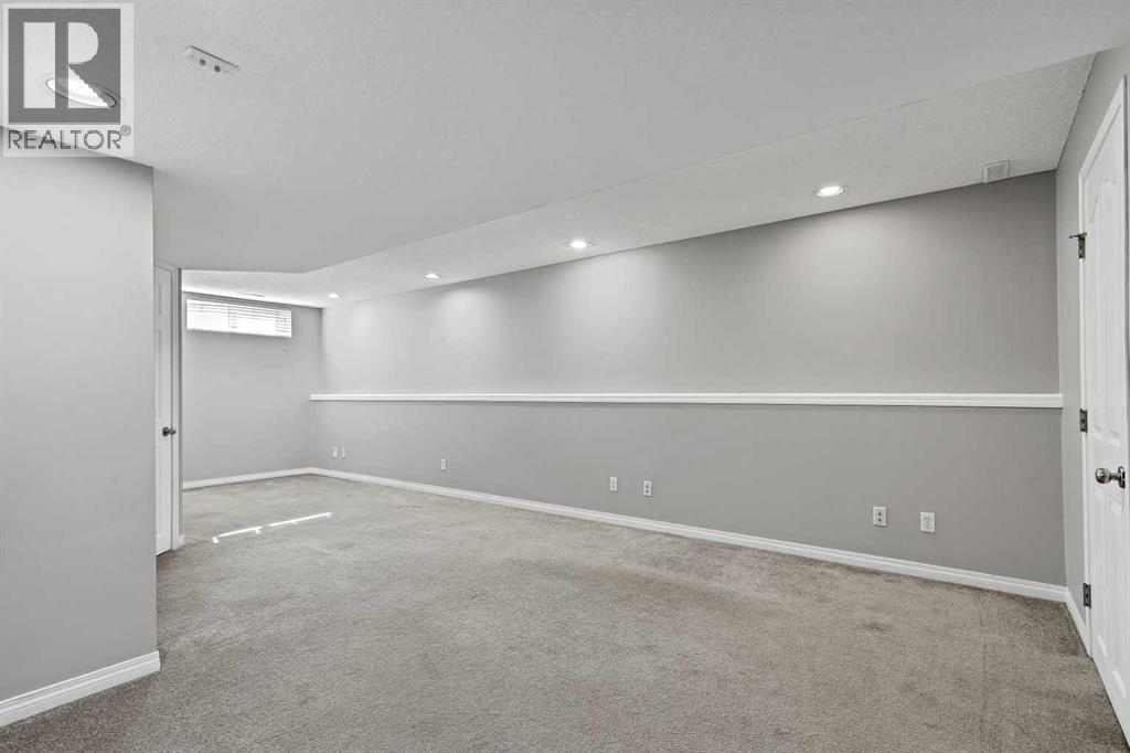 101, 703 Luxstone Square SW, Airdrie, Alberta  T4B 0A3 - Photo 24 - A2350744