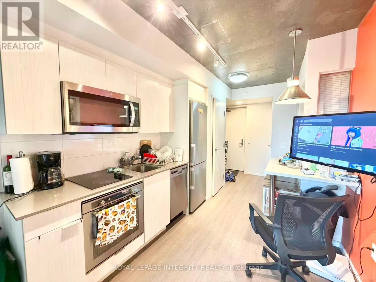 1812 - 105 Champagne Avenue, Ottawa, Ontario  K1S 5E5 - Photo 3 - X13860144