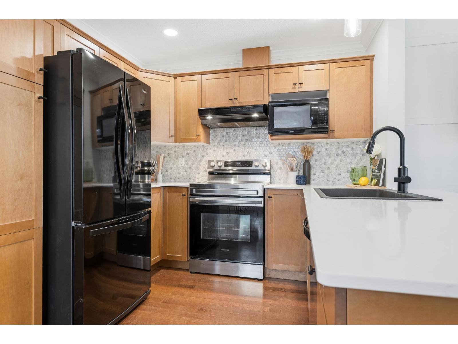 4 46150 RIVERSIDE DRIVE|Chilliwack Proper East
