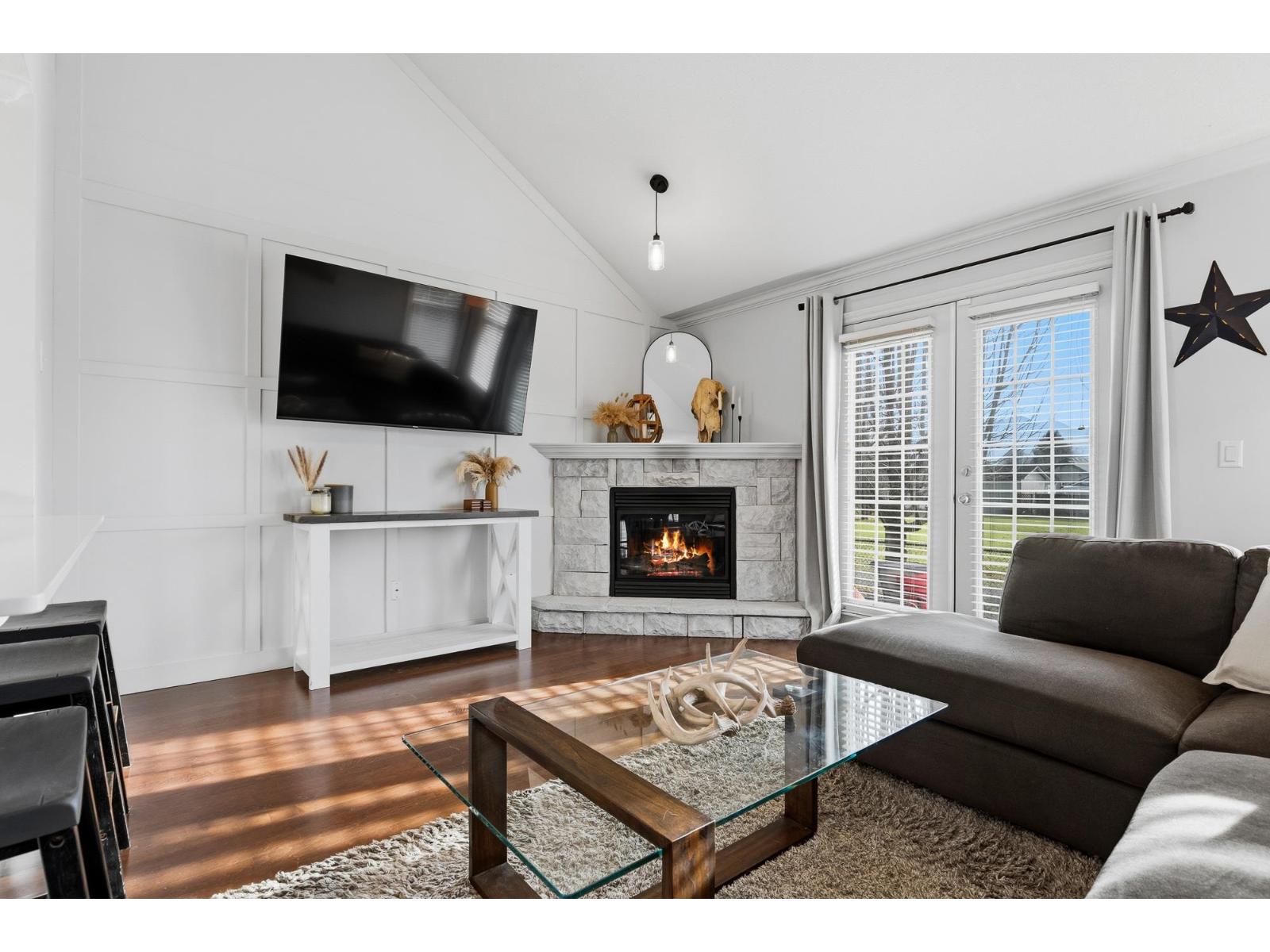 4 46150 RIVERSIDE DRIVE|Chilliwack Proper East