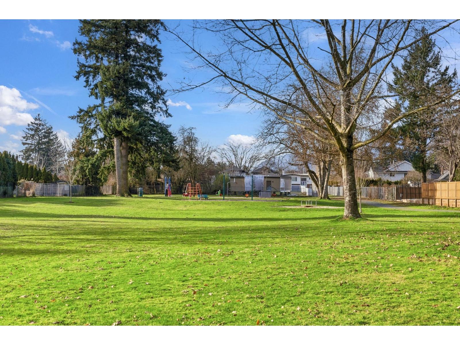 4 46150 RIVERSIDE DRIVE|Chilliwack Proper East