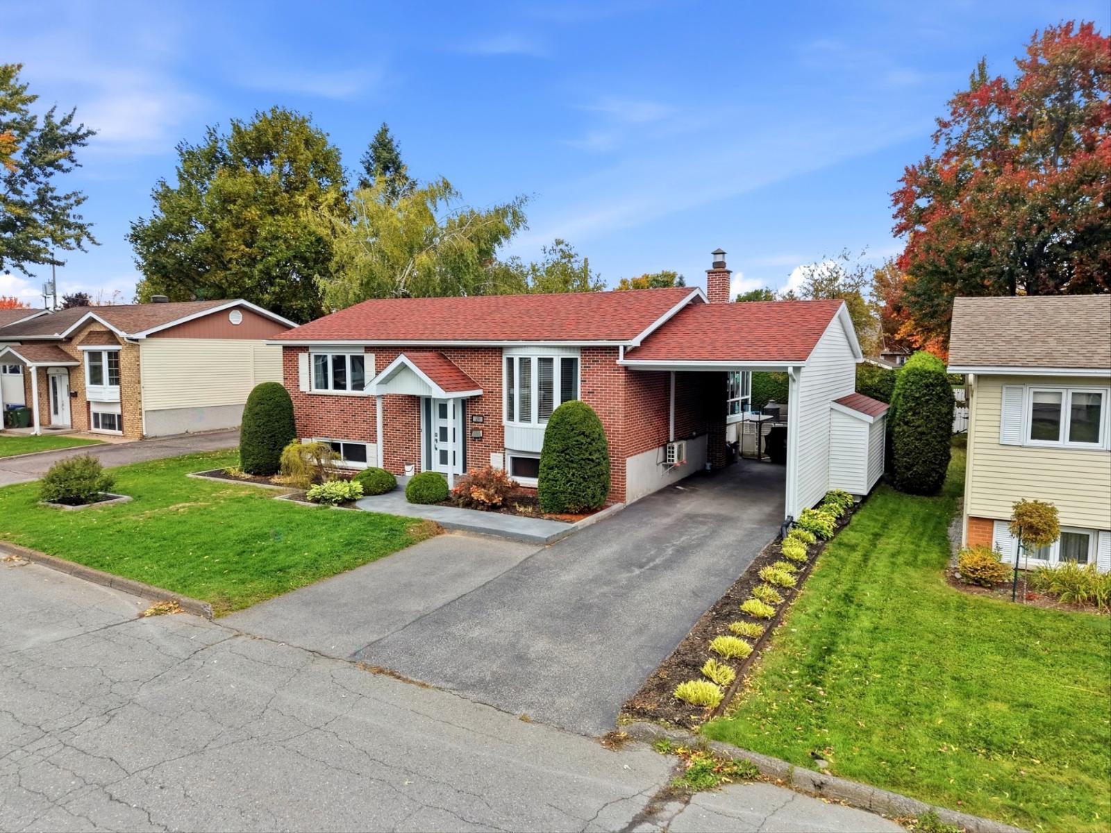 29 Rue Verdon Granby Quebec Canada J2H1H9 2