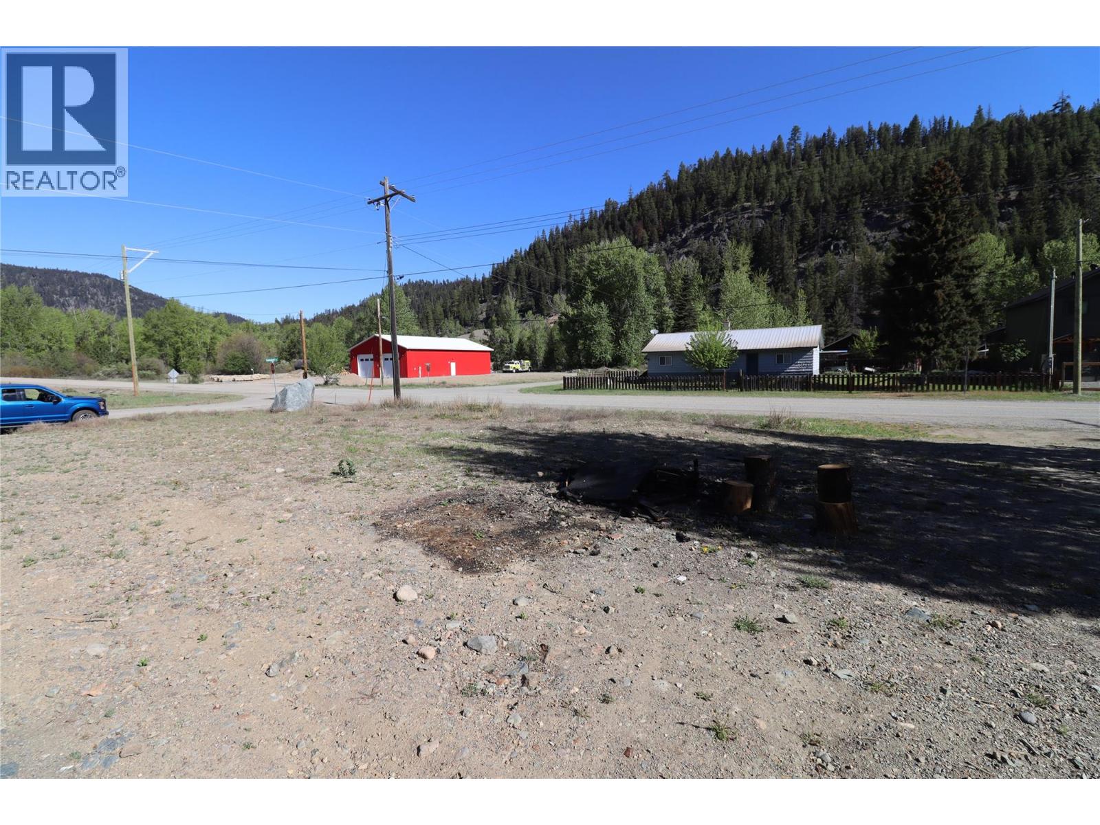 1881 Main Street, Coalmont-Tulameen, British Columbia  V0X 1G0 - Photo 4 - 10386613