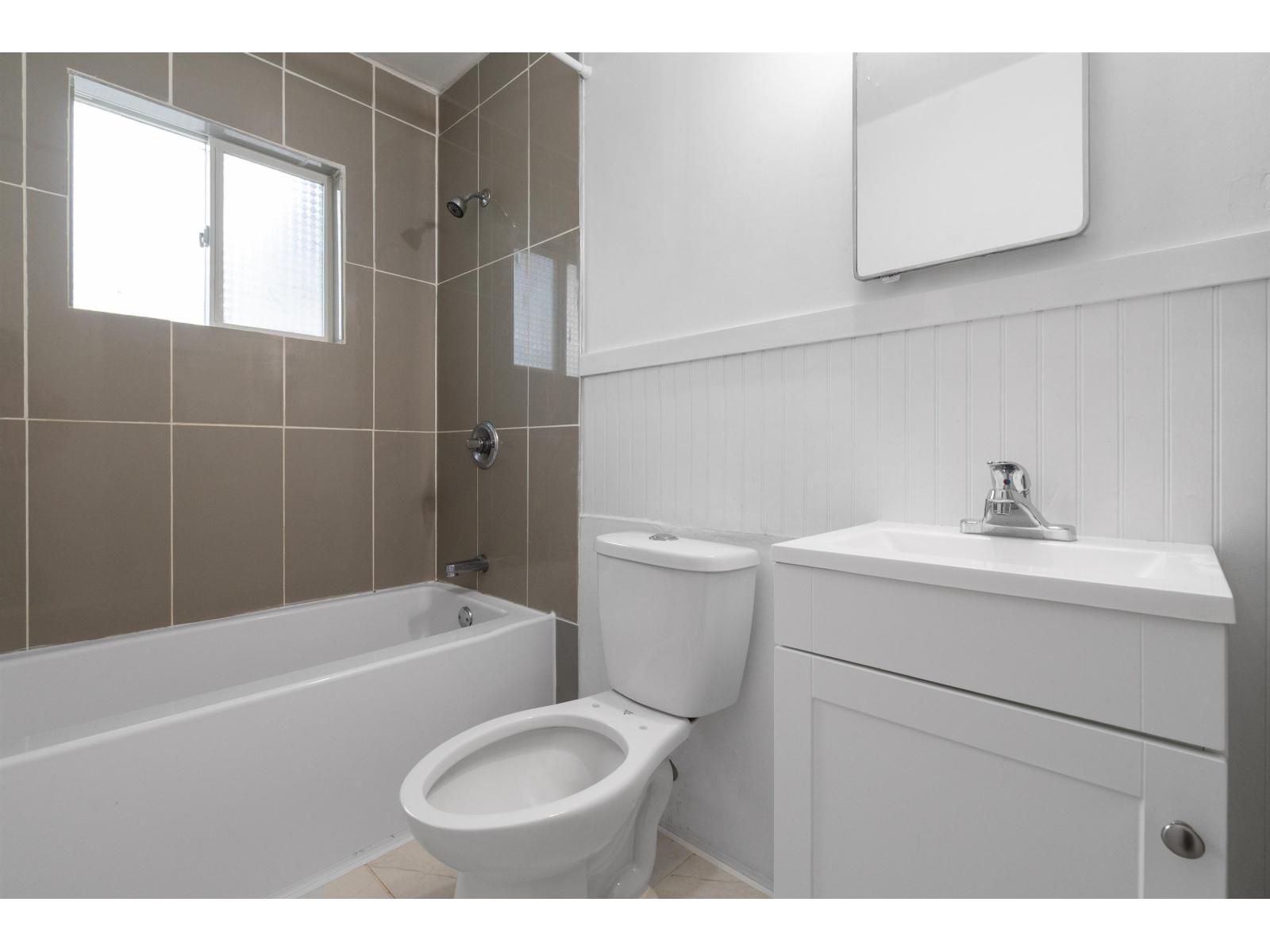 561 THACKER AVENUE|Hope