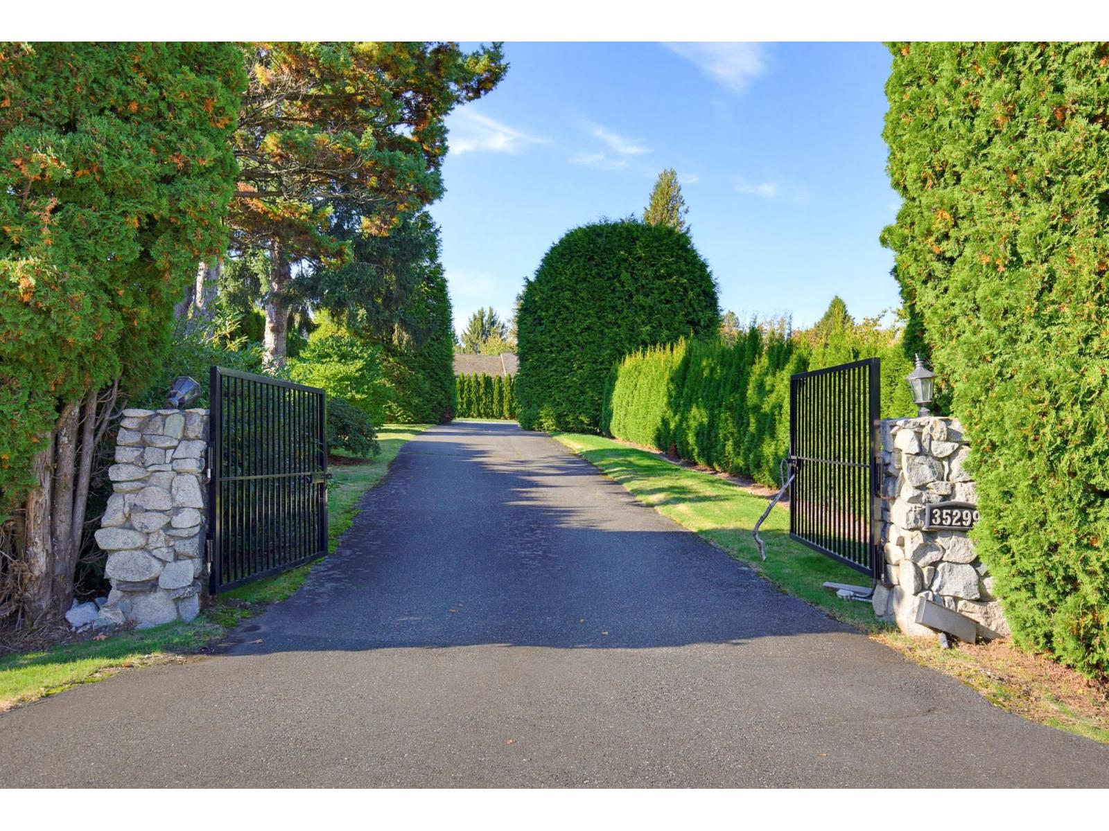 35299 Mckee Road, Abbotsford, British Columbia  V2S 8M1 - Photo 12 - R3172714