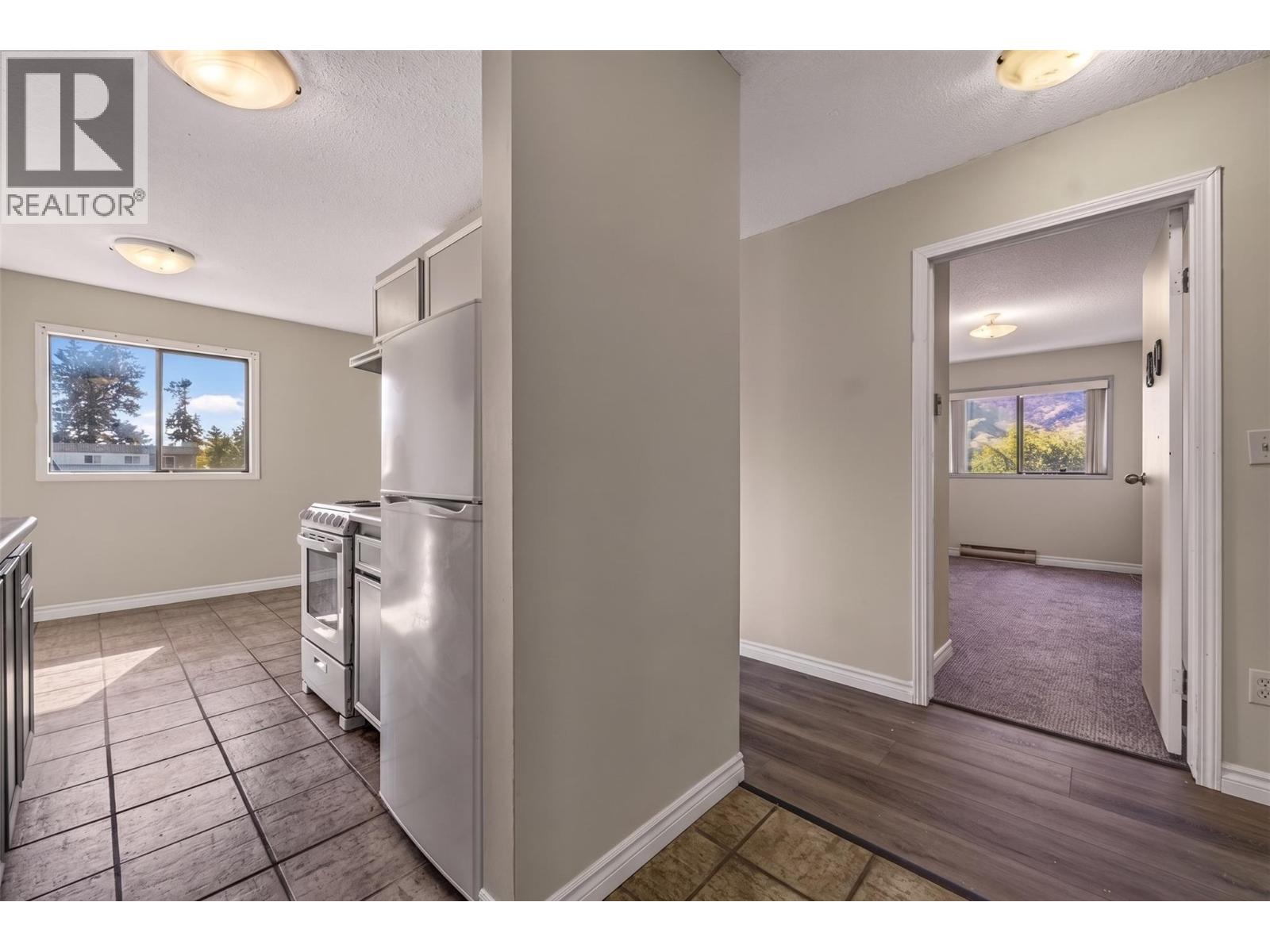 150 Skaha Place Unit# 413