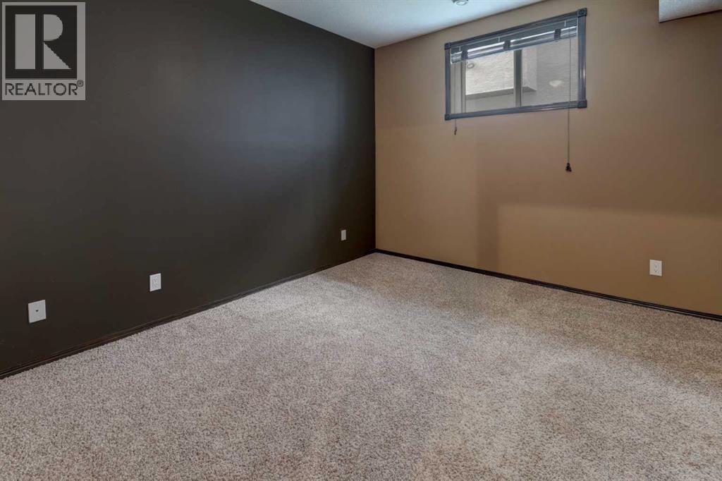 662 Arbour Lake Drive NW, Calgary, Alberta  T3G 4T6 - Photo 34 - A2347162
