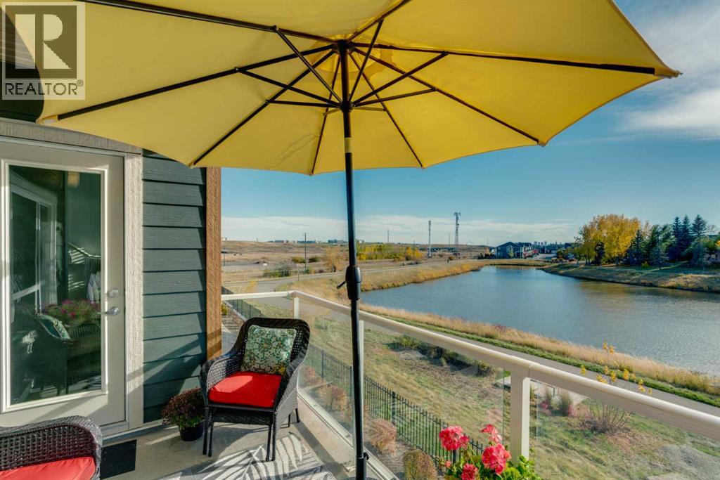 122 Harvest Grove  NE