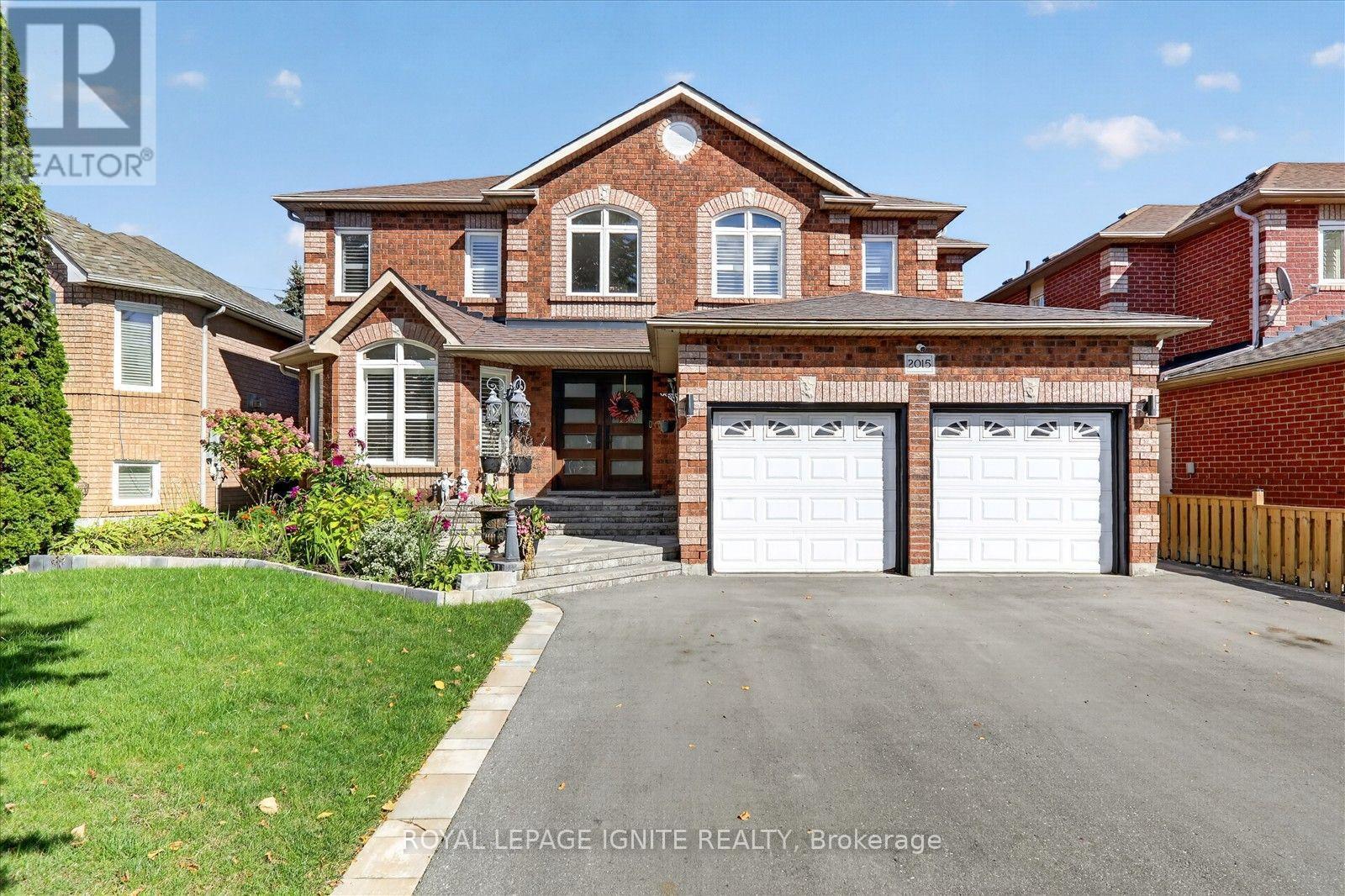 2015 VALEWOOD COURT, Oshawa, Ontario