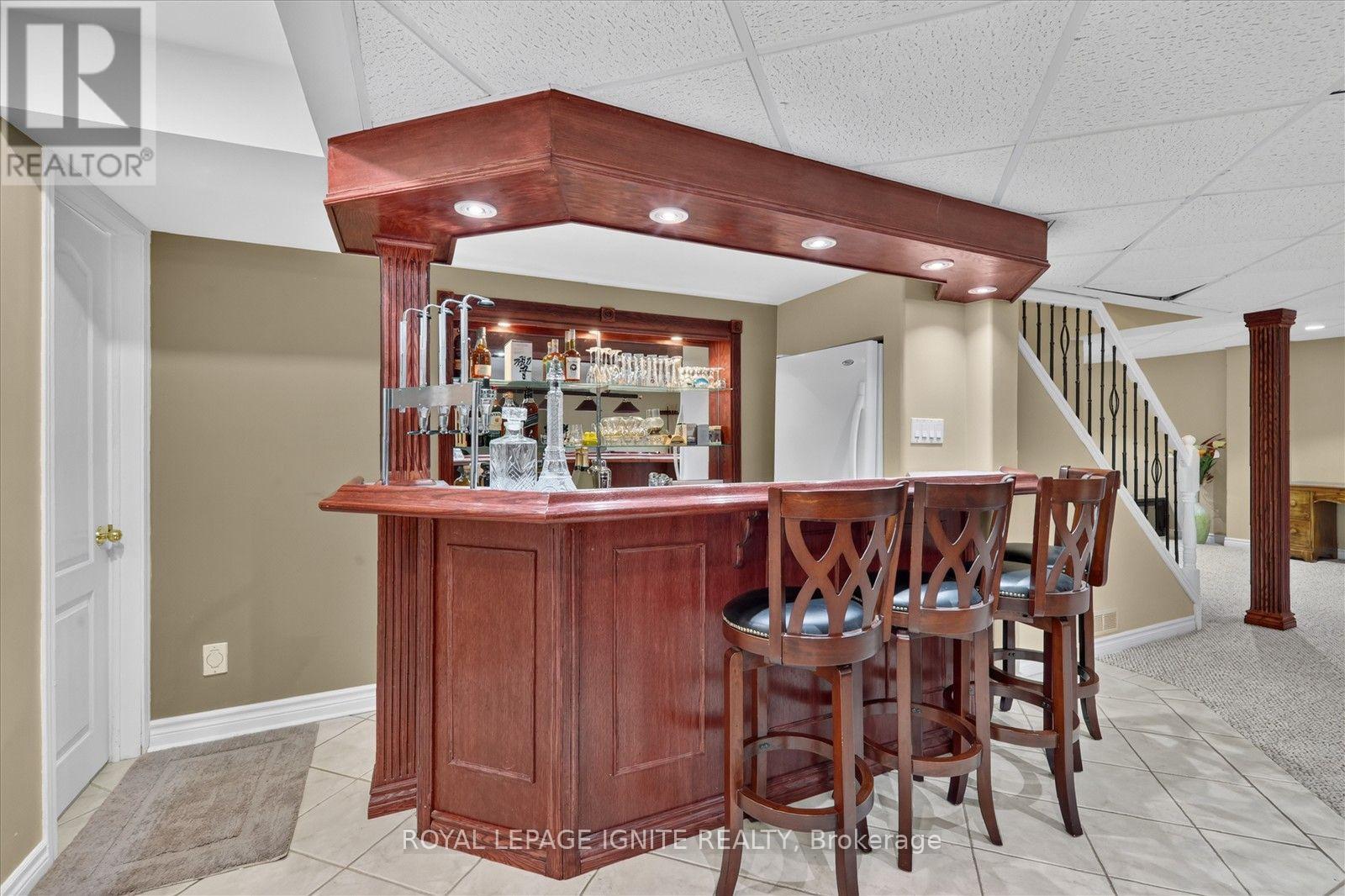 2015 Valewood Court, Oshawa, Ontario  L1G 7X9 - Photo 45 - E13874078