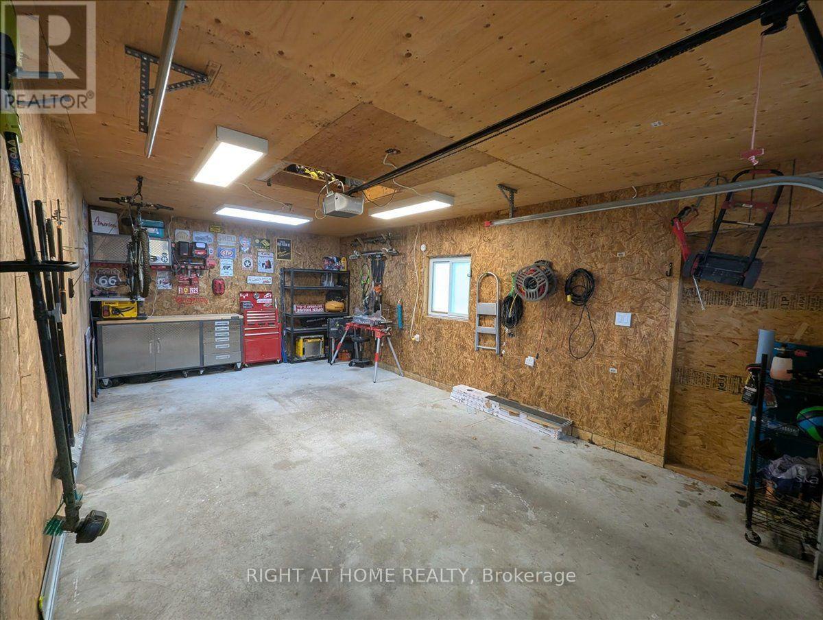 176 Burk Street, Oshawa, Ontario  L1J 4C3 - Photo 39 - E13874102