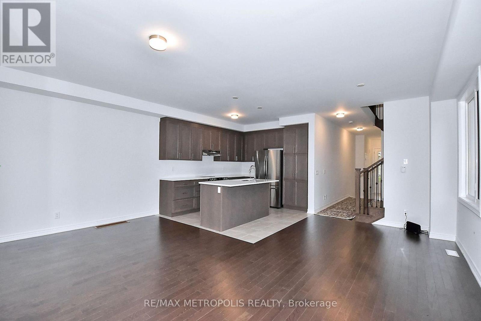 61 Seedling Crescent, Whitchurch-Stouffville, Ontario L4A 4V5 - Photo 20 - N13874076