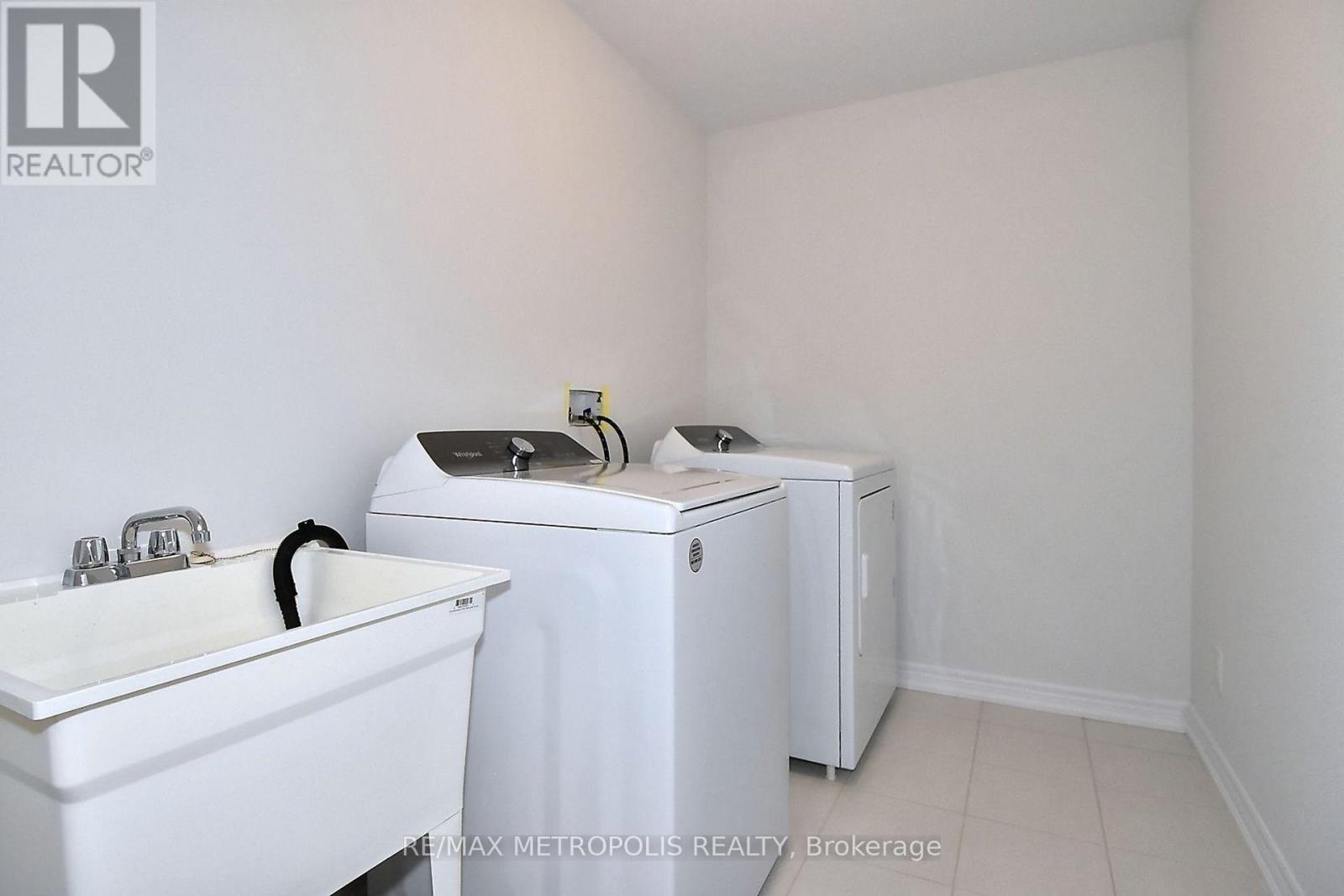 61 Seedling Crescent, Whitchurch-Stouffville, Ontario L4A 4V5 - Photo 34 - N13874076