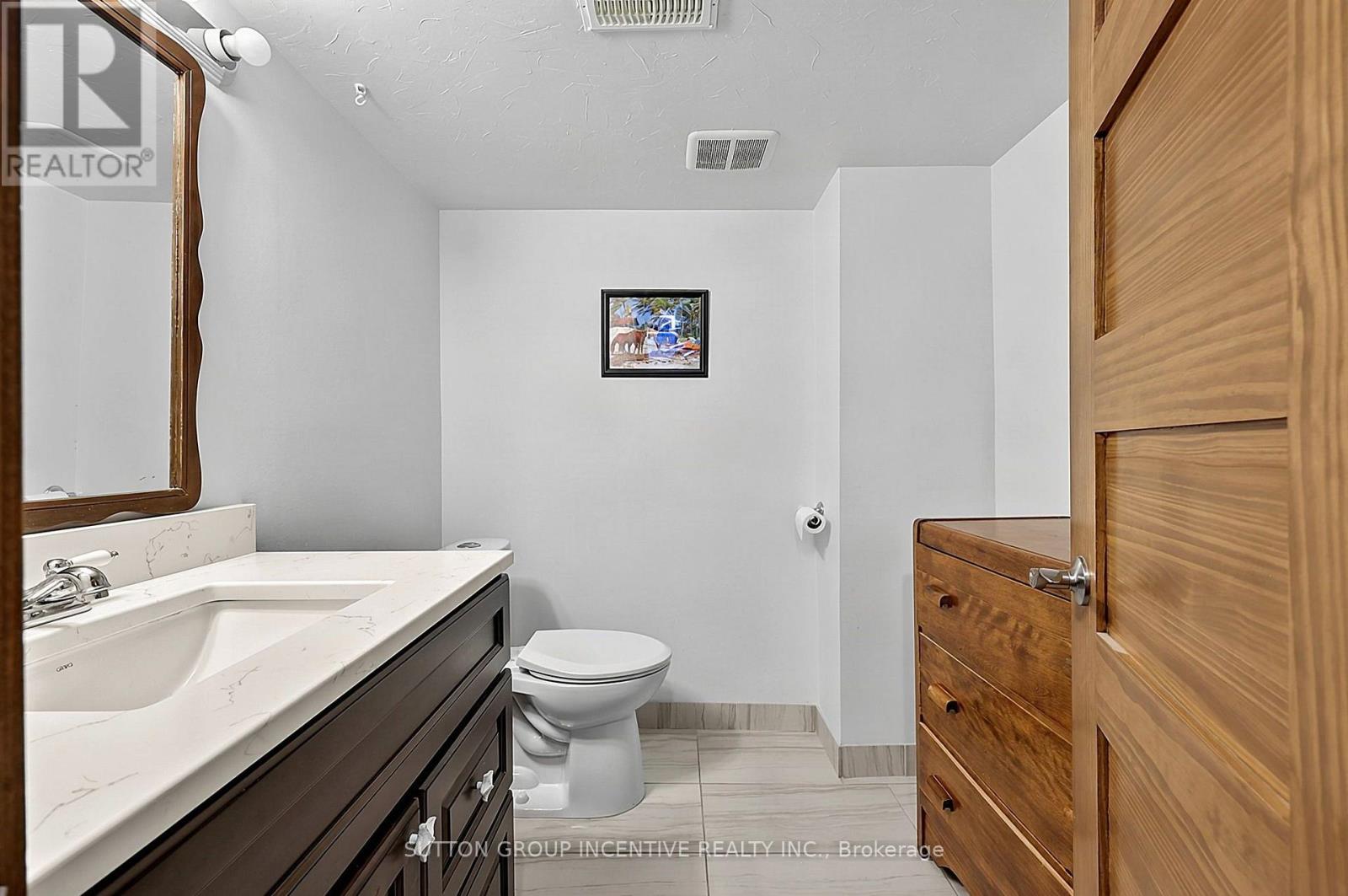 38 Trillium Crescent, Barrie, Ontario  L4N 5K3 - Photo 29 - S13874108