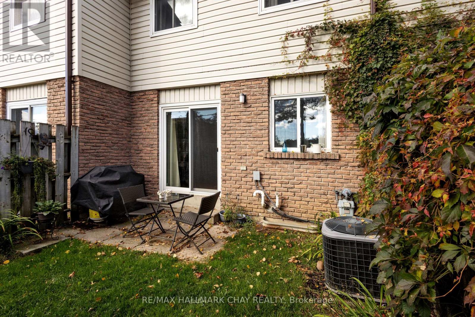 4 - 261 Rose Street, Barrie, Ontario  L4M 2V3 - Photo 22 - S13874128