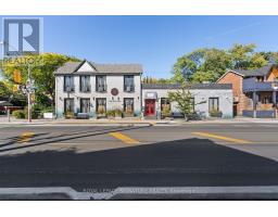 154 HARBORD STREET, Toronto, Ontario