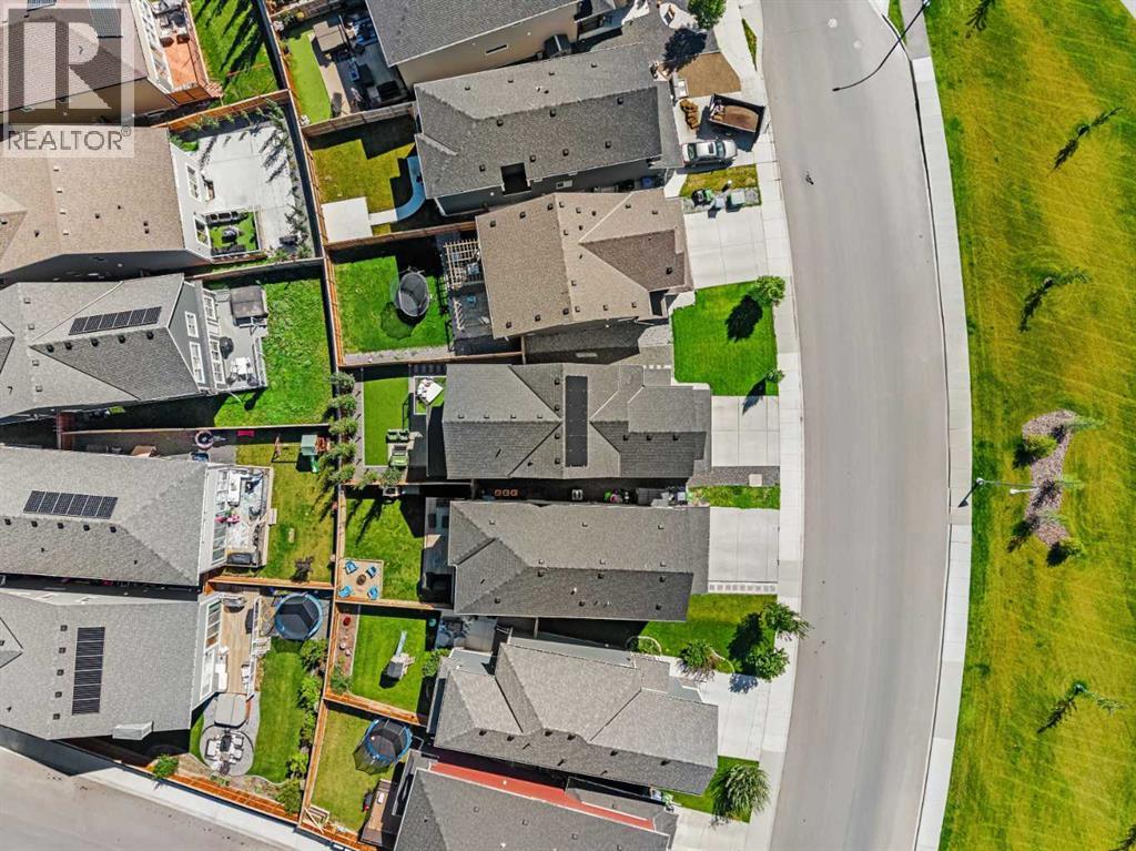 52 Magnolia Heights SE