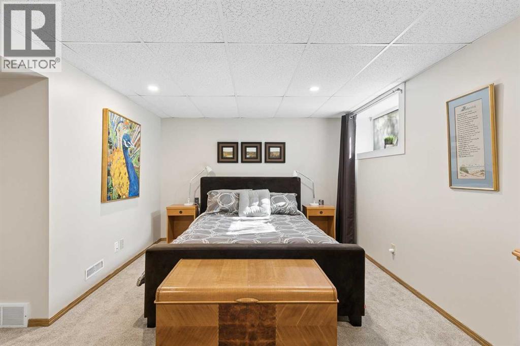 29, 185 Woodridge Drive SW