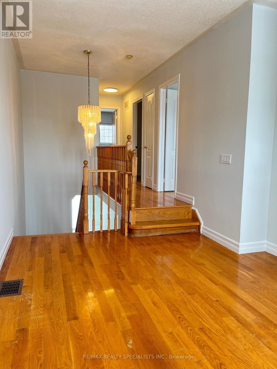 5580 Creditrise Place, Mississauga, Ontario  L5M 6E3 - Photo 15 - W13874138