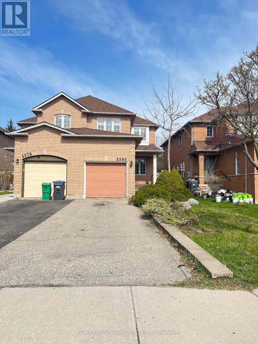 5580 Creditrise Place, Mississauga, Ontario  L5M 6E3 - Photo 2 - W13874138