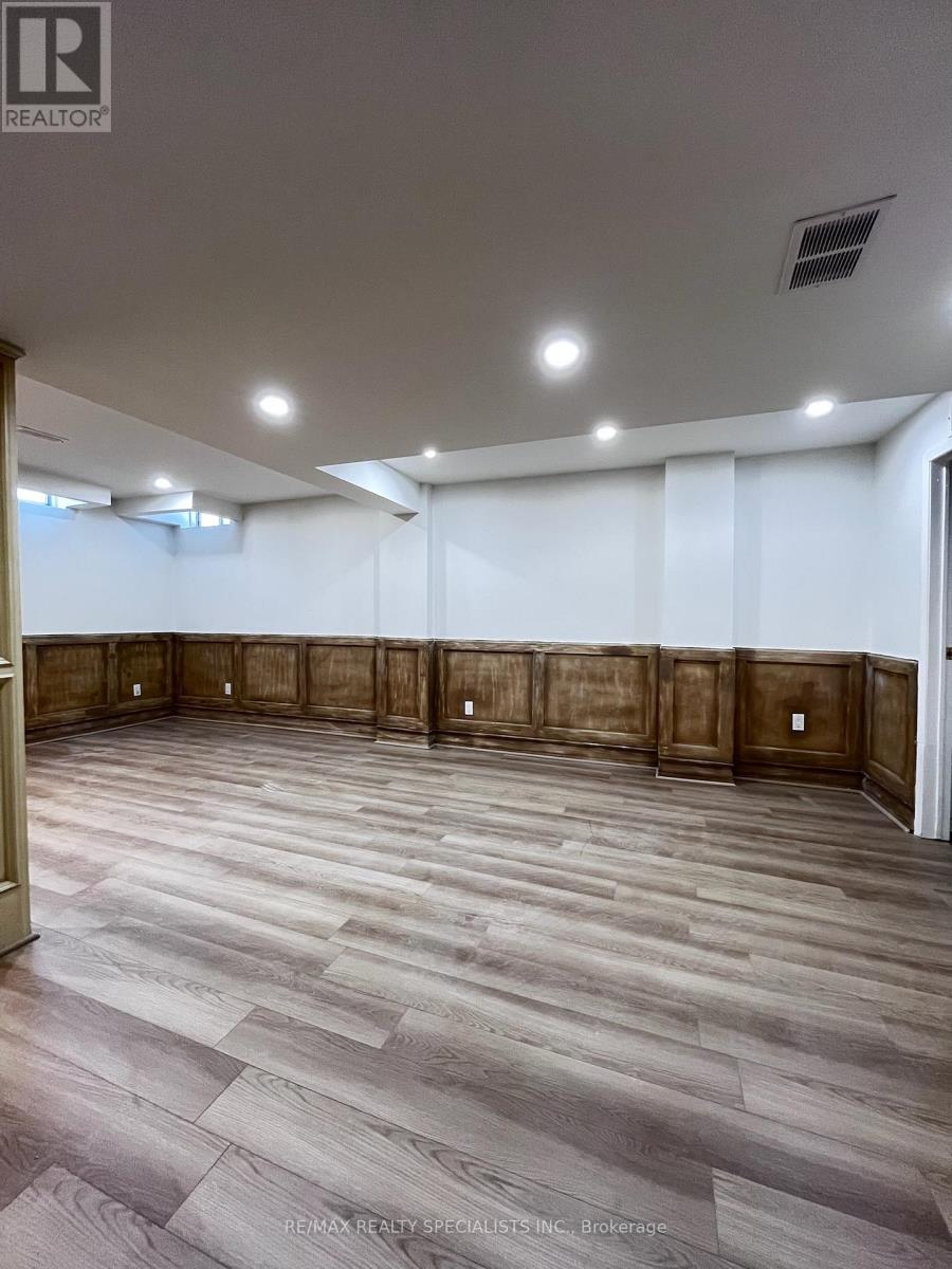 5580 Creditrise Place, Mississauga, Ontario  L5M 6E3 - Photo 27 - W13874138