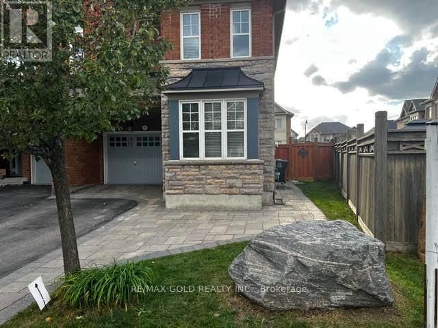 45 BIDDENS SQUARE, Brampton, Ontario