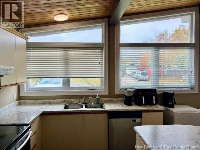1015 Winton Crescent, Bathurst, New Brunswick  E2A 4G6 - Photo 12 - NB149127