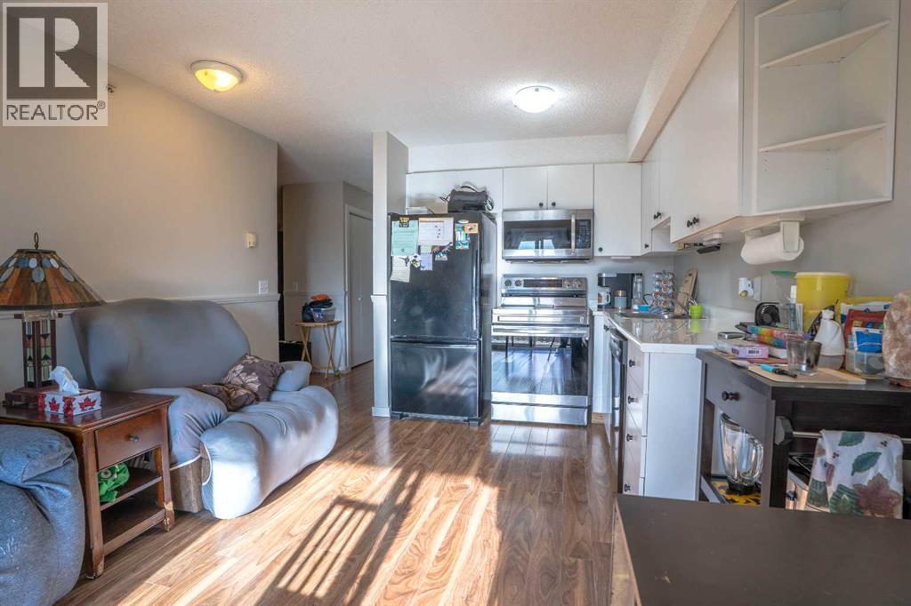 8412, 304 Mackenzie Way SW, Airdrie, Alberta  T4B 3H7 - Photo 16 - A2349707