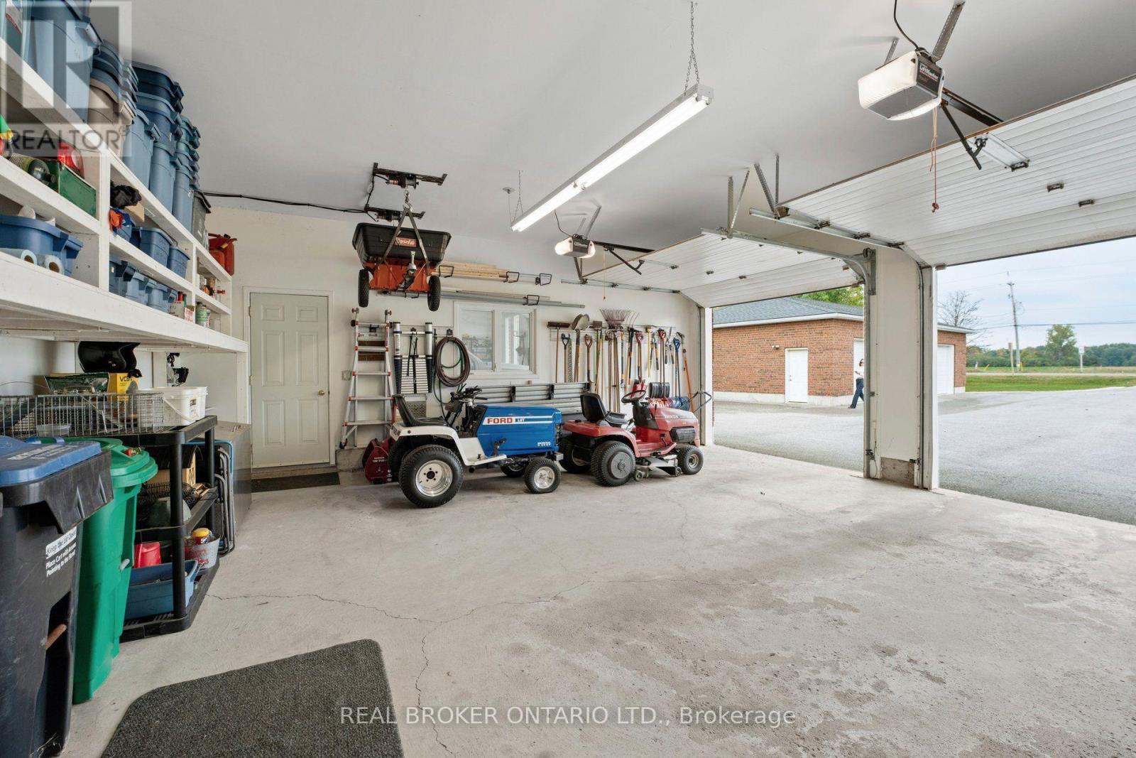 15191 Airport Road, Caledon, Ontario  L7C 2X9 - Photo 37 - W13827252