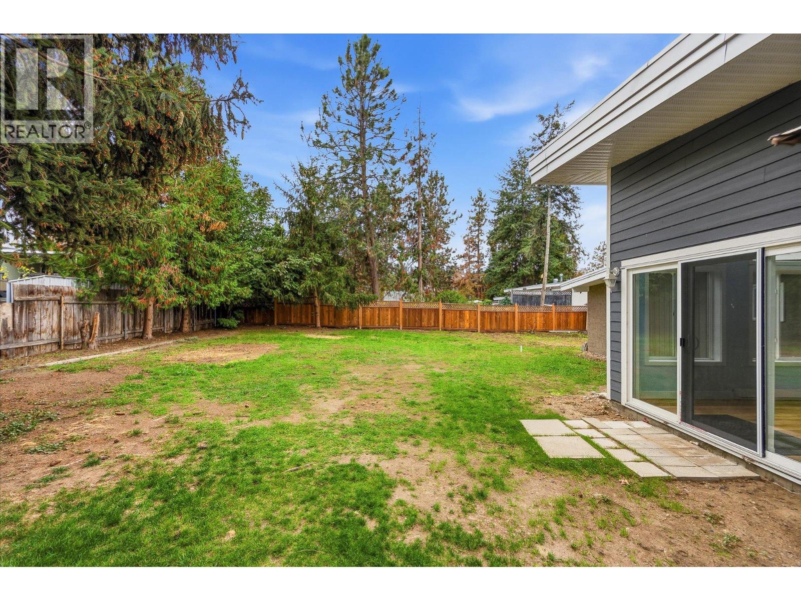 4583 Bonjou Road, Kelowna, British Columbia  V1W 1M7 - Photo 18 - 10401303