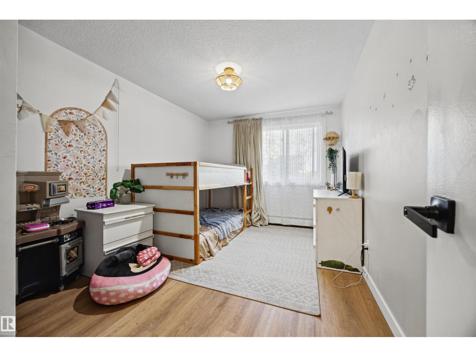 #109 7815 159 NW